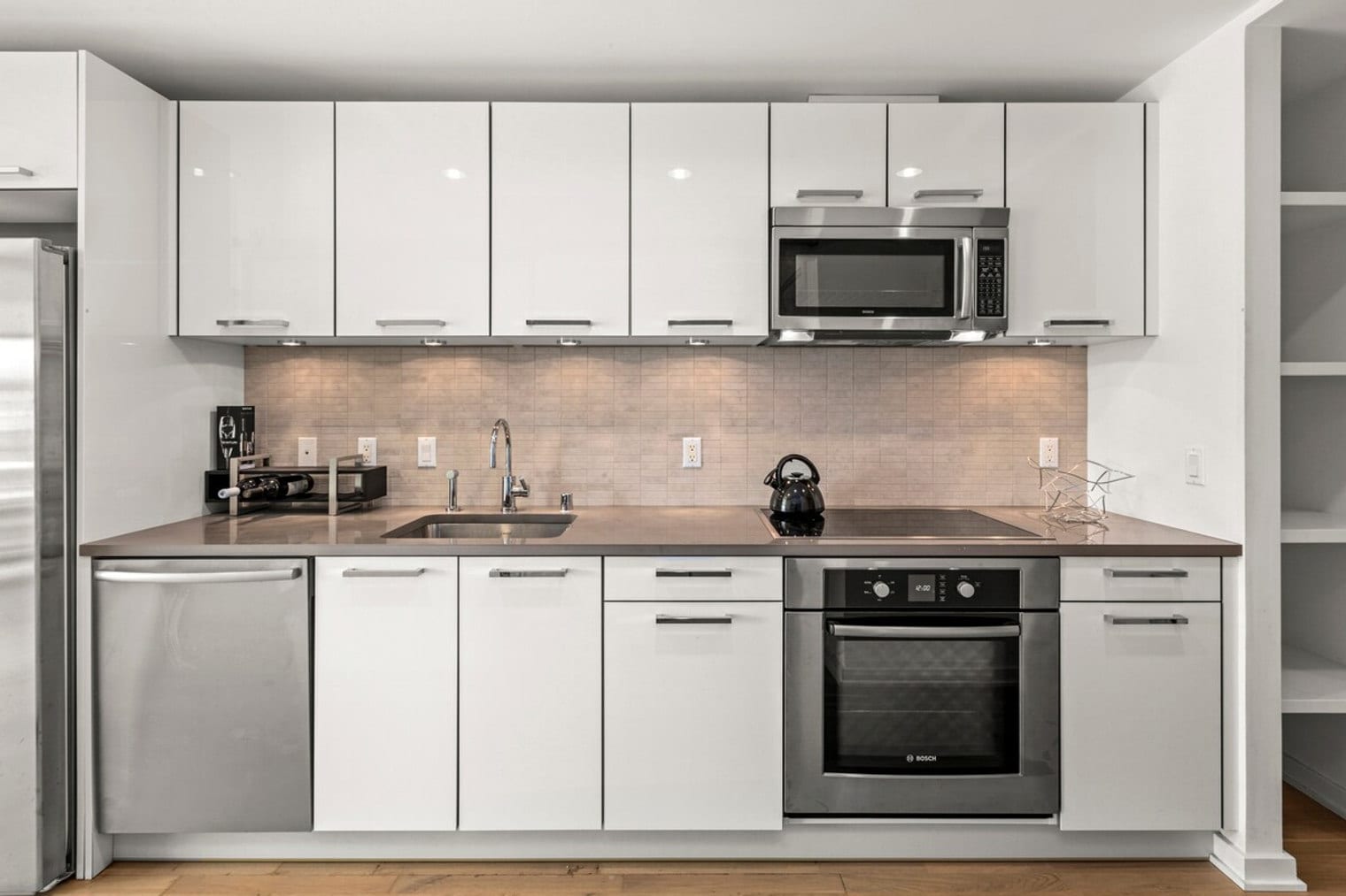 Building Photo - 666 Folsom St