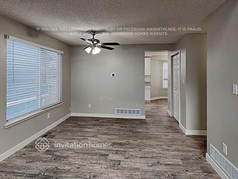 Building Photo - 10418 Strasburg Way
