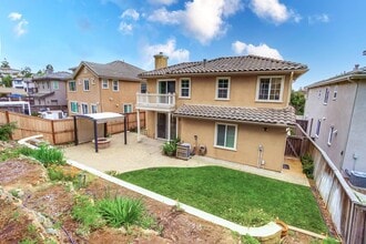 Building Photo - 4 Bedroom Cul-de-Sac home in San Elijo Hills!