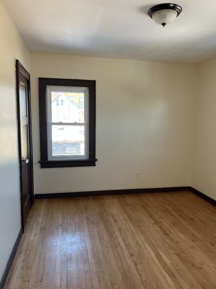 Building Photo - 2661 N 50th St
