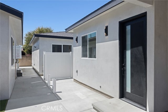 Building Photo - 7649 Melvin Ave