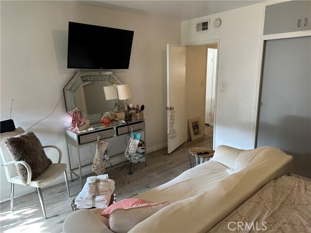 Building Photo - 440 Chestnut Ave