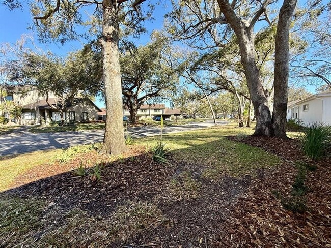 Building Photo - 8530 Alexandra Arbor Ln