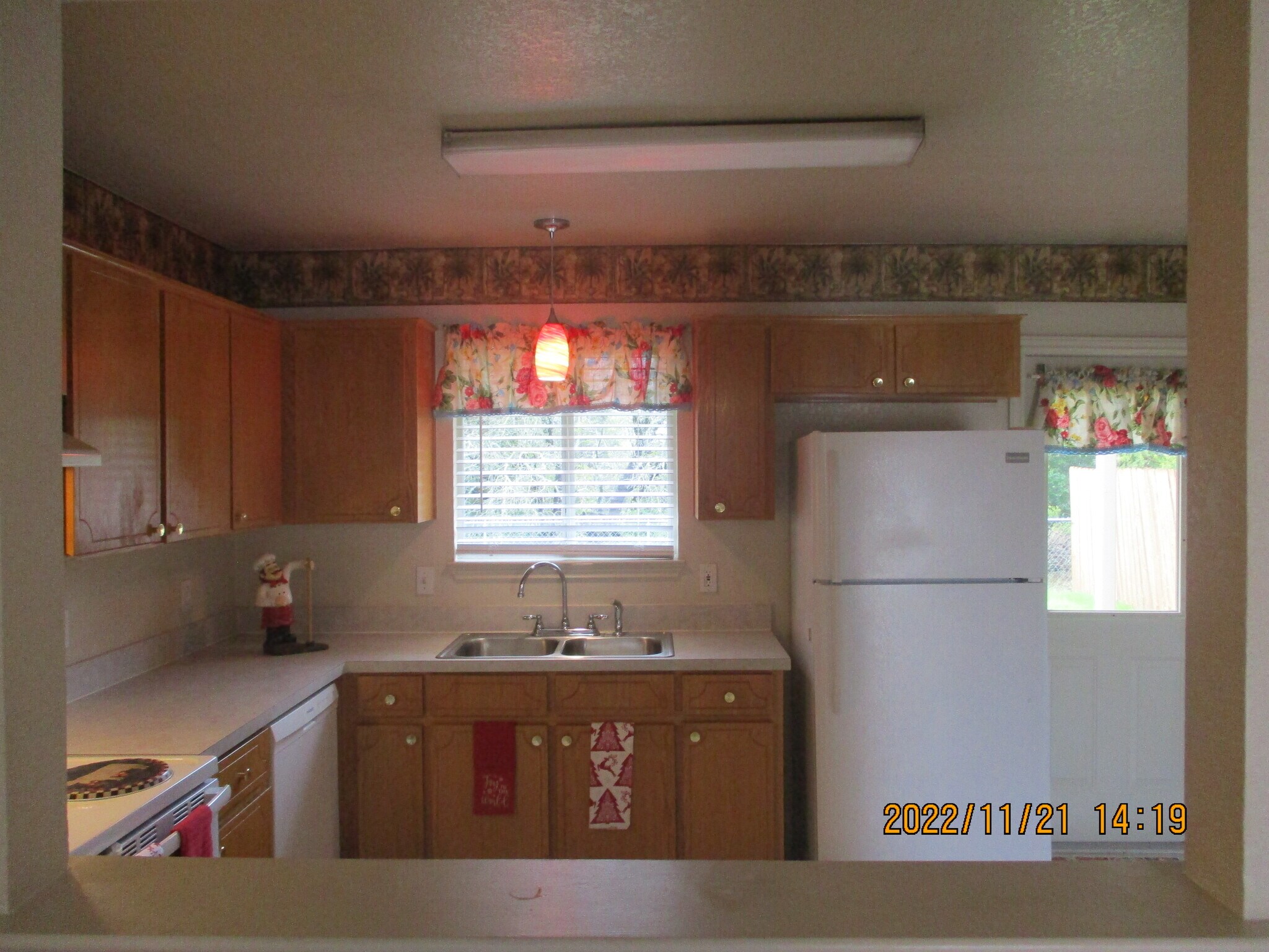 Building Photo - 163 Armadillo Ln