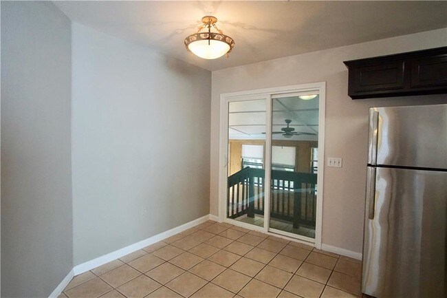 Building Photo - 4814 Walden Cir