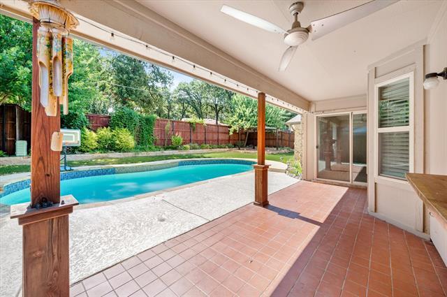 Building Photo - 3008 Bluebonnet Ln