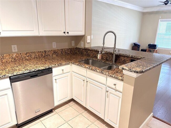 Building Photo - 4105 Westchester Ridge NE