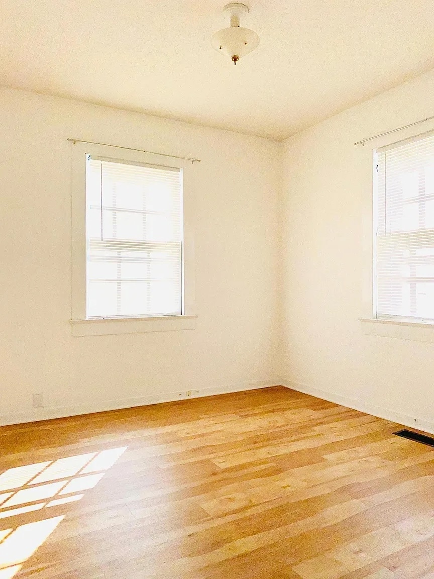 Building Photo - 1745 Allen Ave