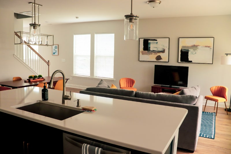 Building Photo - 1001 Canary Pepper Dr