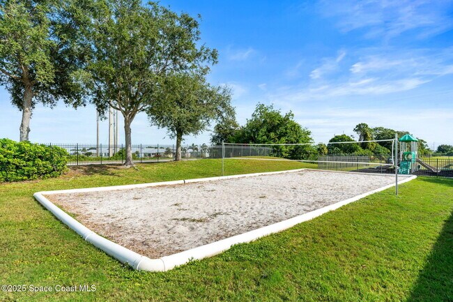 Building Photo - 1030 Luminary Cir