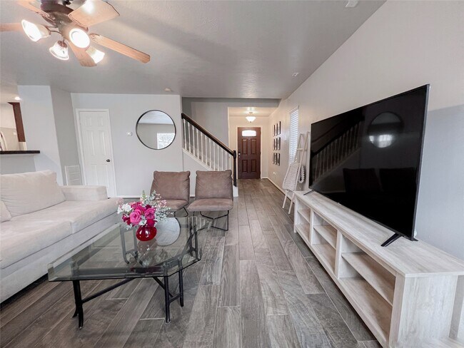 Building Photo - 10838 Waterfern Ct