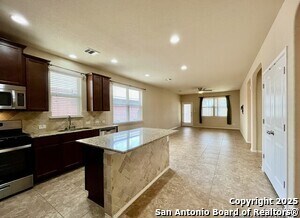 Building Photo - 8406 Loska Grn
