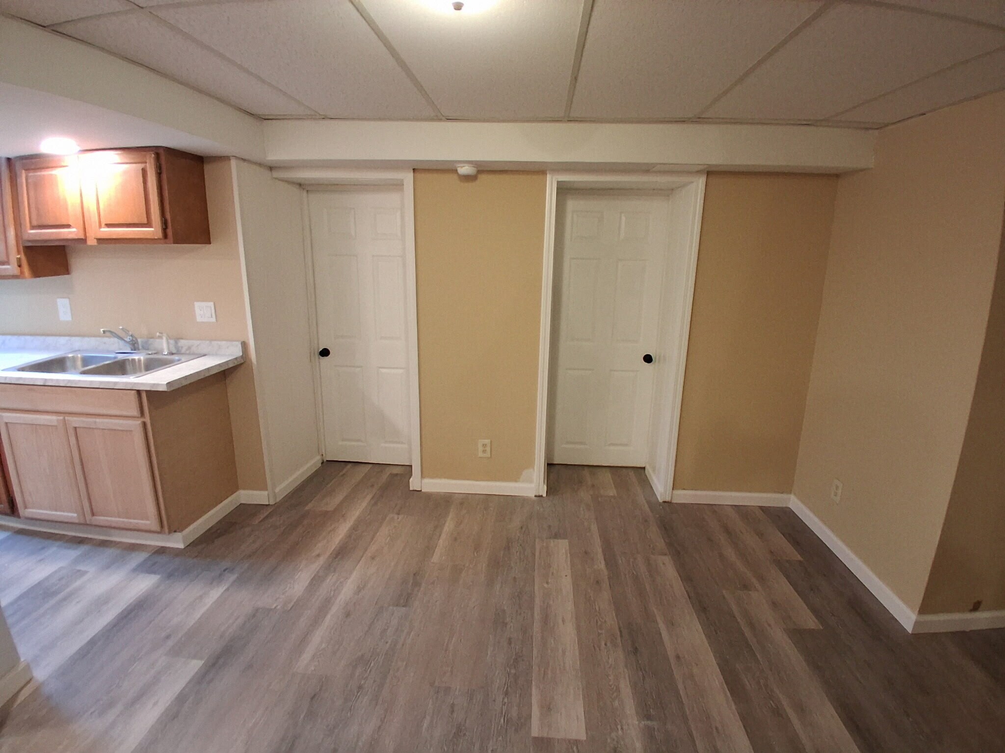 Building Photo - 1610 Maple Ave