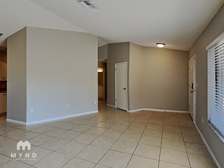 Building Photo - 5220 Juliet Ct