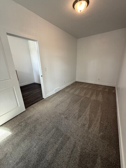 Building Photo - 5427 W Ranches Loop Rd