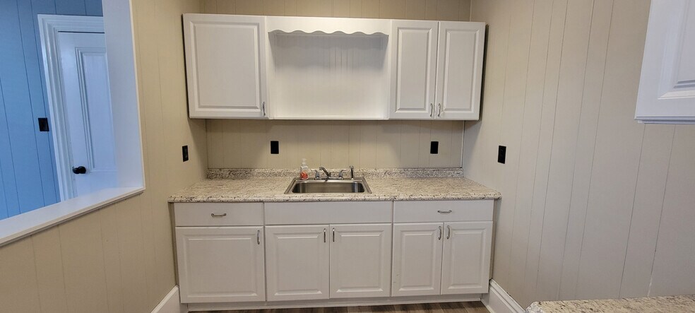 Building Photo - 22 N 2nd St