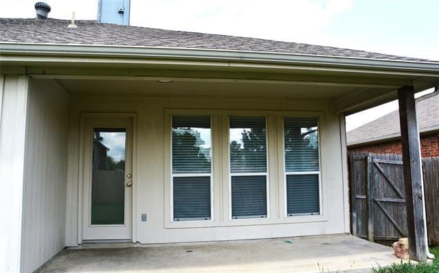 Building Photo - 9809 Carter Dr