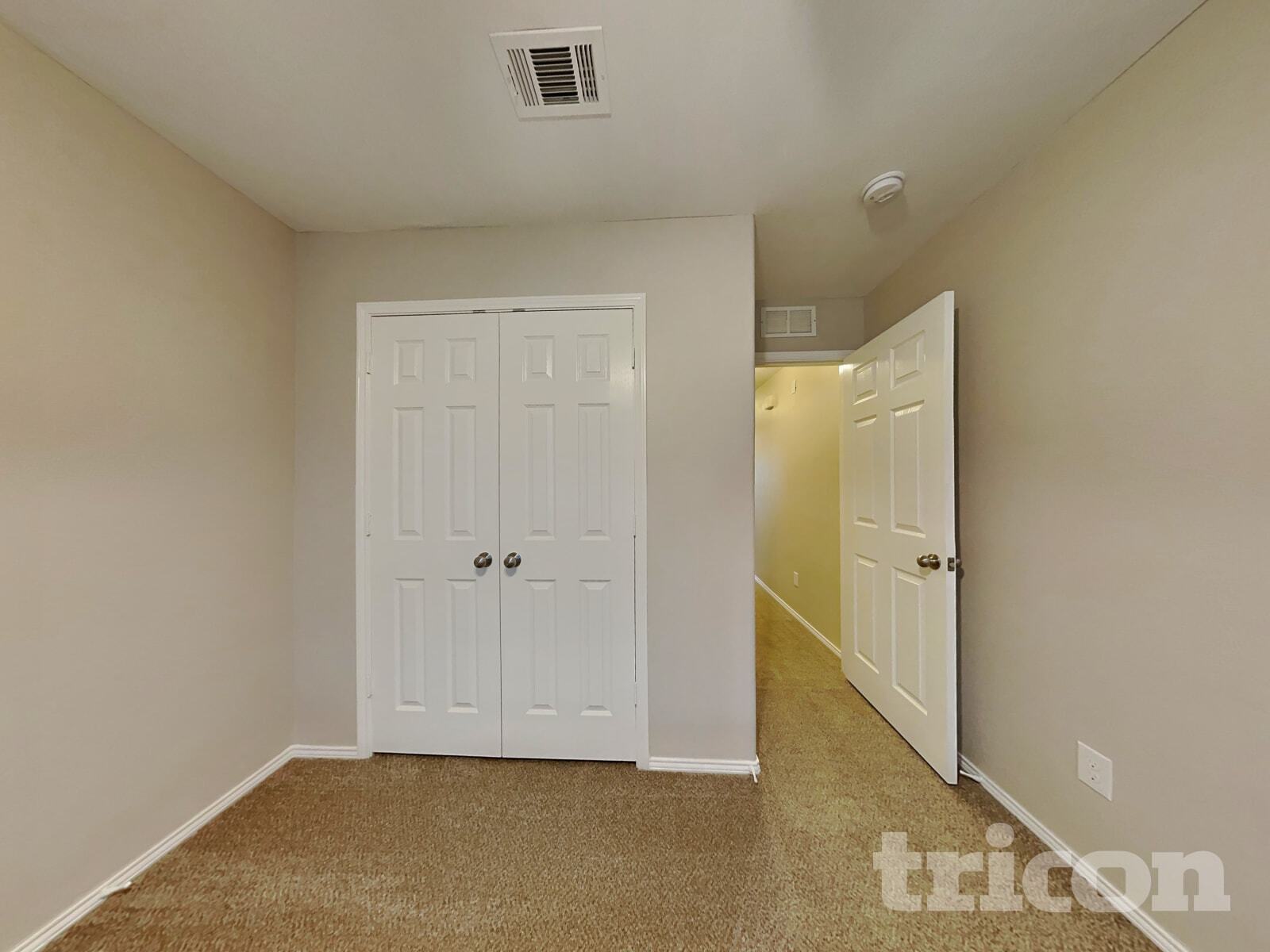 Building Photo - 6032 Fantail Dr