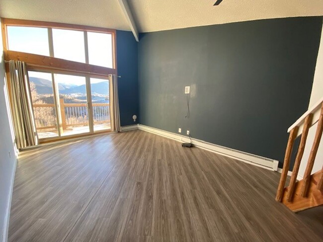 Building Photo - Year Lease 3 bedroom unit with Carport and...