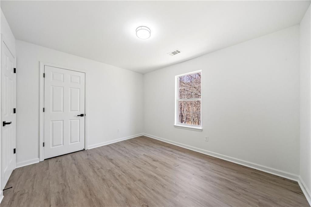 Building Photo - 900 Melrose Park Pl