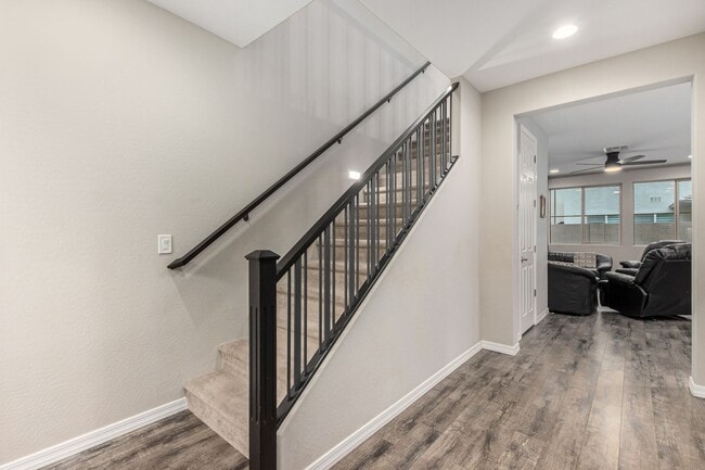 Building Photo - SONORAN FOOTHILLS 4 BEDROOM 2.5 SFH