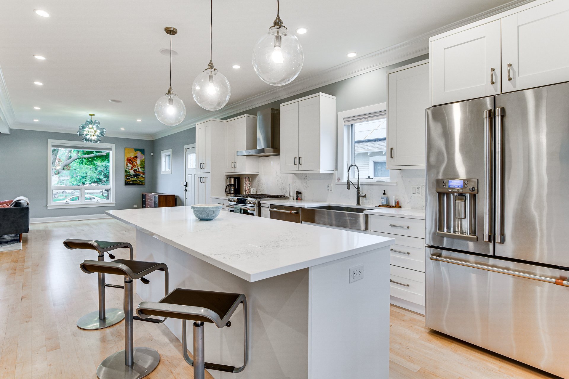 Kitchen - 4727 N Kiona Ave