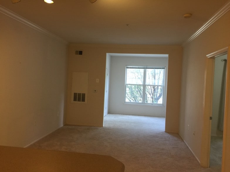 Building Photo - 3009 Nicosh Cir