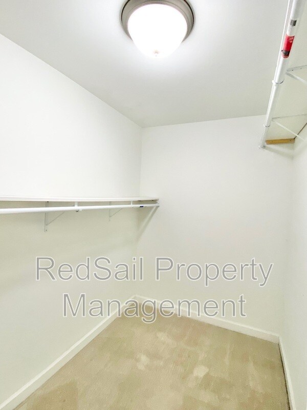 Building Photo - 116 Peyton Randolph Dr