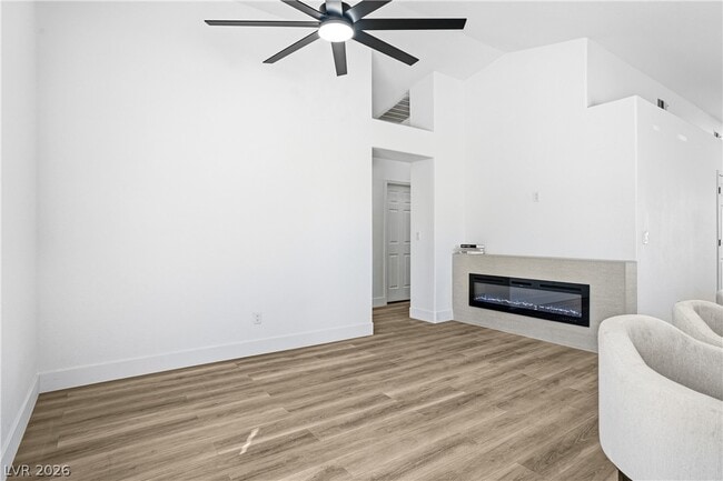 Building Photo - 1532 Waterton Dr