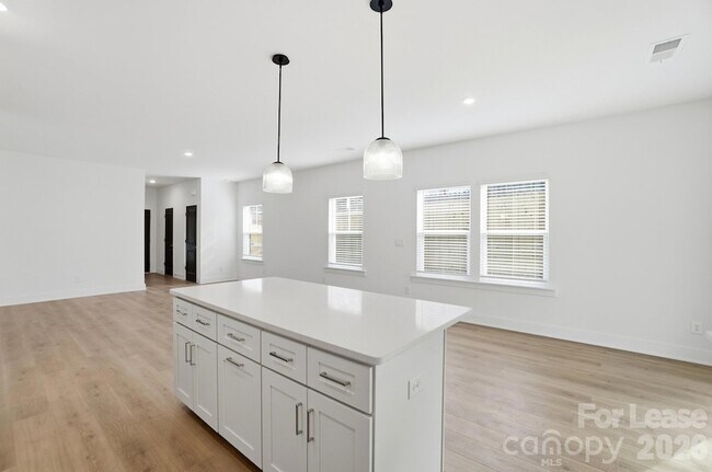 Building Photo - 3941 Tillman Rd