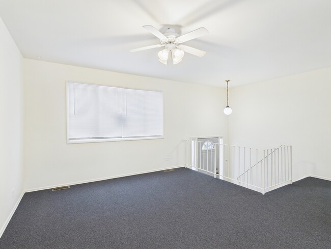 Building Photo - 17681 Country Club Ln
