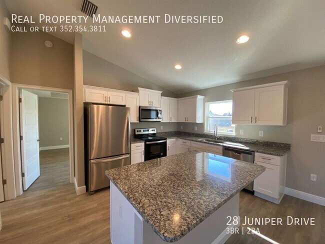 Building Photo - 28 Juniper Dr