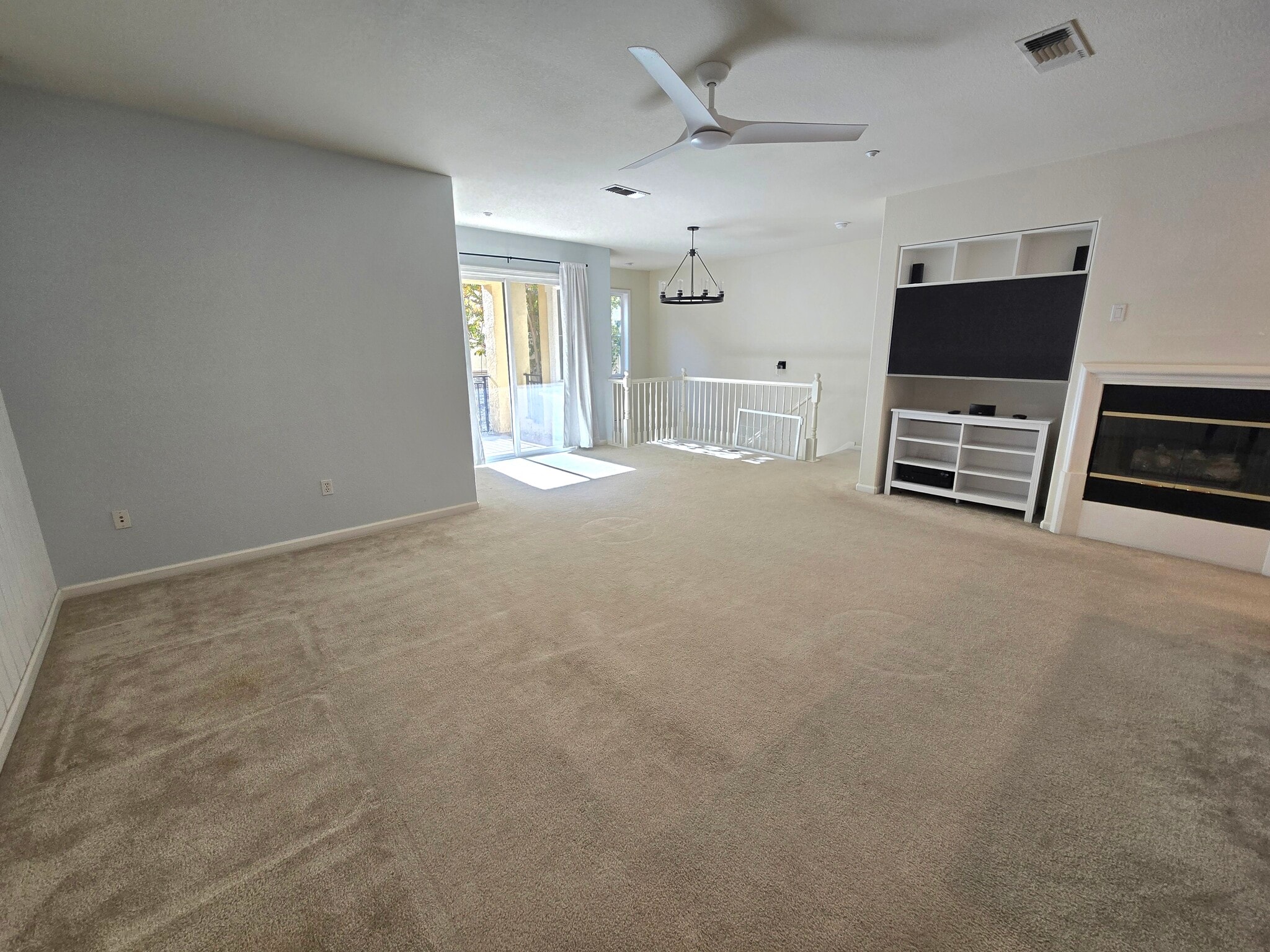 Building Photo - 4353 Fitzwilliam St