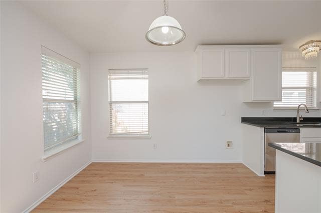 Building Photo - 2912 Lighthouse Dr