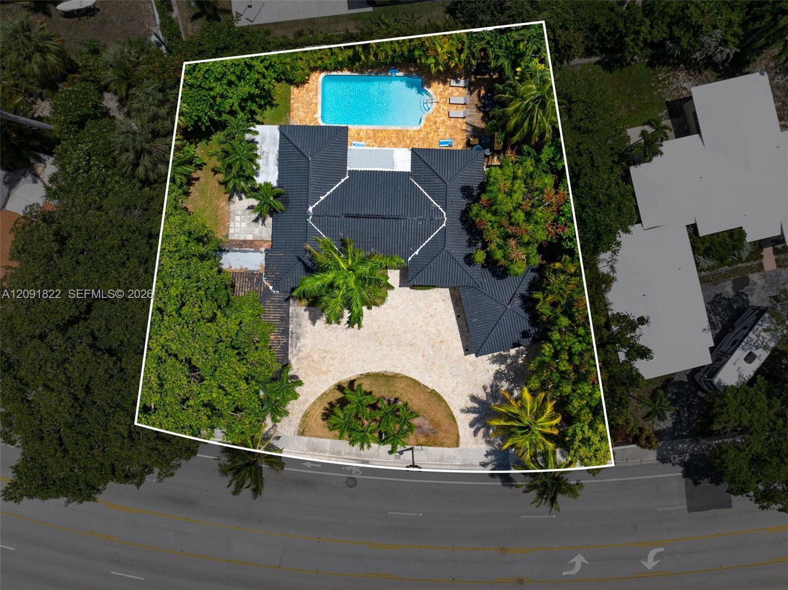 Building Photo - 1308 Seabreeze Blvd