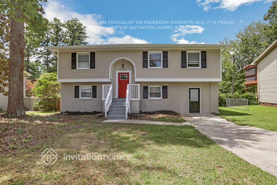 Building Photo - 255 Basswood Ct