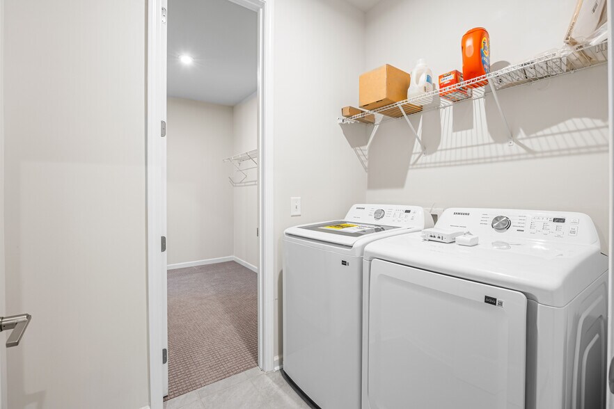 Building Photo - 529 Madison Falls Ct