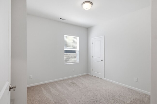 Building Photo - 3707 Clementine Ln
