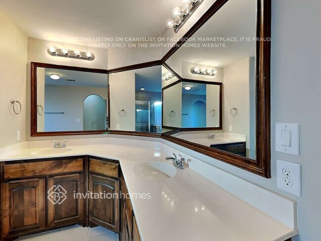 Building Photo - 137 Acadia Ln