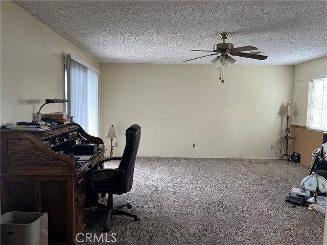 Building Photo - 2124 Beatrice Dr