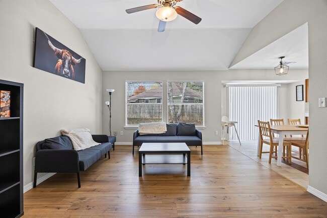 Building Photo - 5006 Acorn Grove Ct