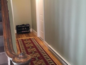 Building Photo - 15 Merrill St