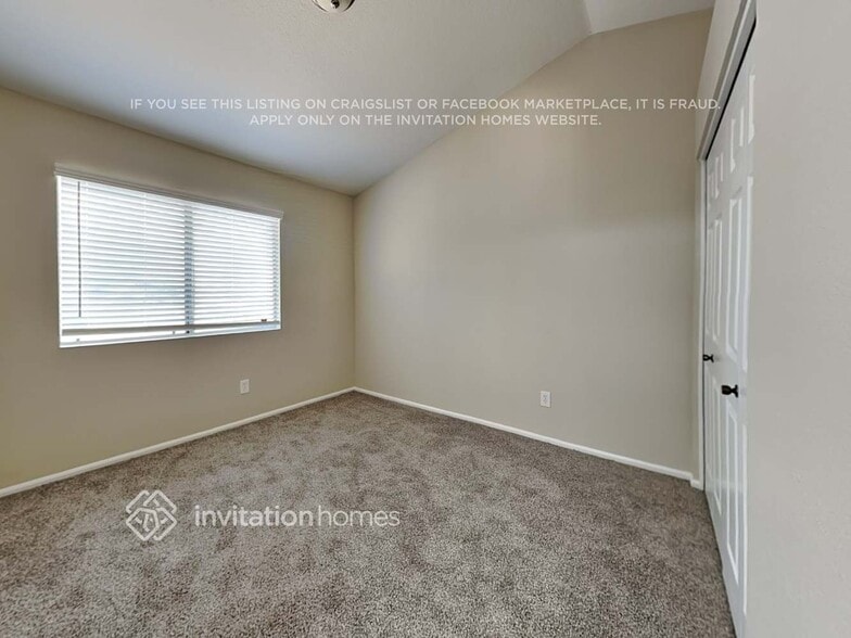 Building Photo - 6748 W Cinnabar Ave