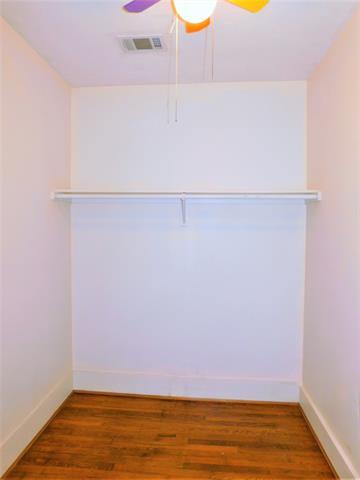 Building Photo - 2001 James St