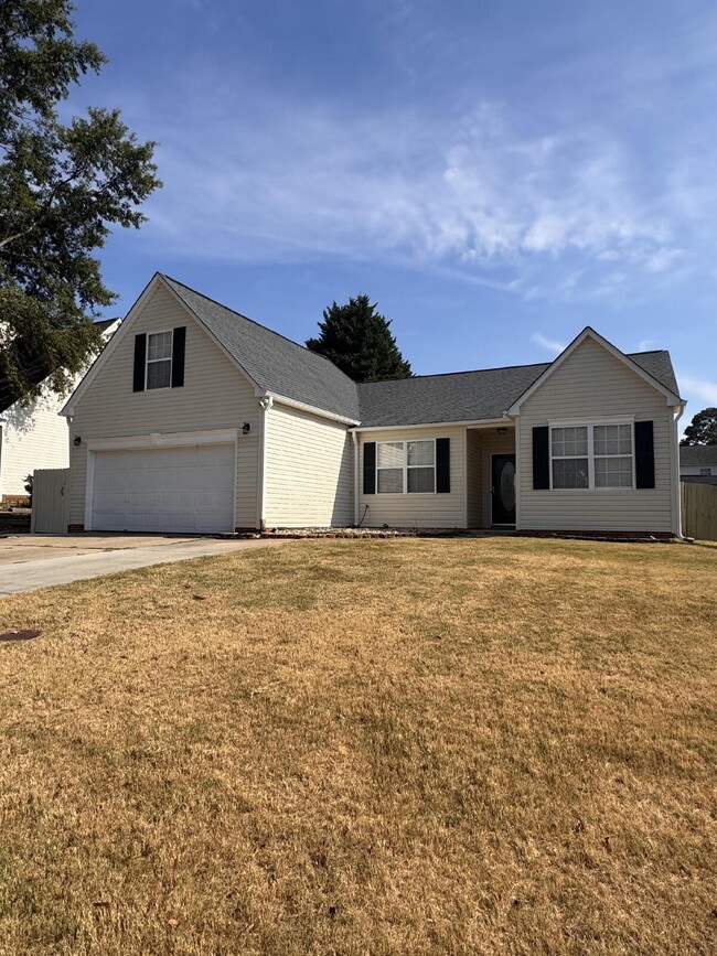 Building Photo - Spacious 4-Bed, 2.5-Bath Home in Mauldin –...