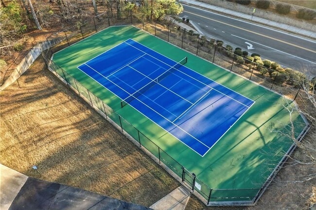 Building Photo - 205 Towne Ridge Dr