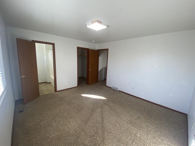 Building Photo - 472 Sodalite Ct