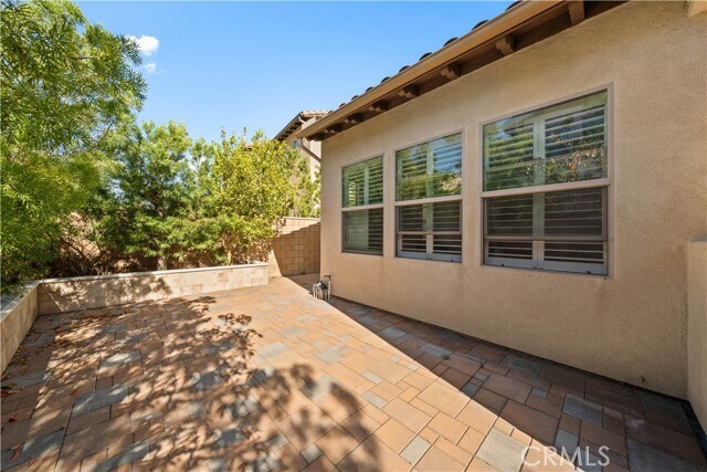 Building Photo - 18 Windrow Rd