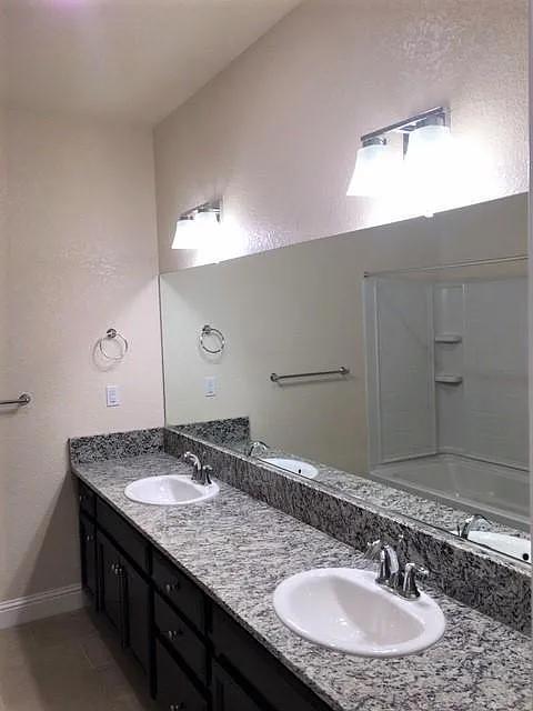 Building Photo - 3796 Jardin Way
