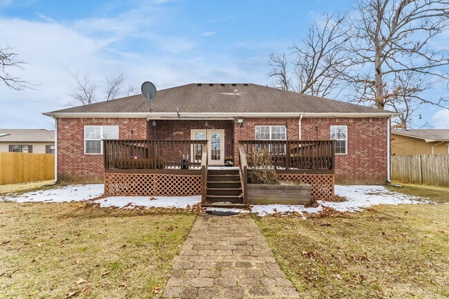 Building Photo - Charming 4-Bedroom Home in Rogers with Beautiful Natural Light!